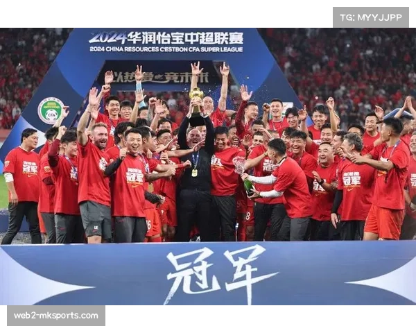 【2026年4月中超联赛·赛后·速报全场比赛结束，山东泰山3-1力克上海海港，登顶积分榜